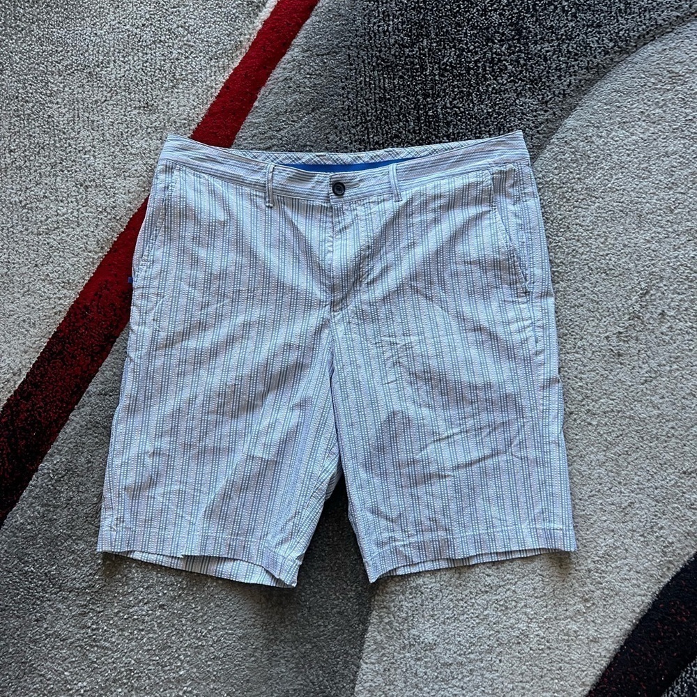 Tommy Bahama Seersucker Blue Coastal Shorts